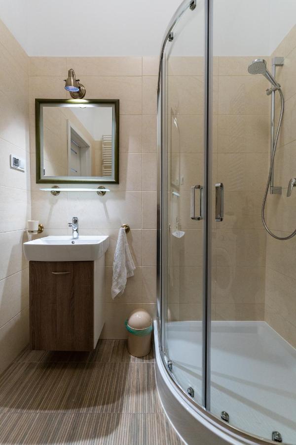 Apartament Inspirujacy - Z Prywatnym Monitorowanym Parkingiem - 4 Osobowy - Space Apart Єленя-Ґура Екстер'єр фото